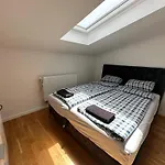 Apartment By Expert Lejna